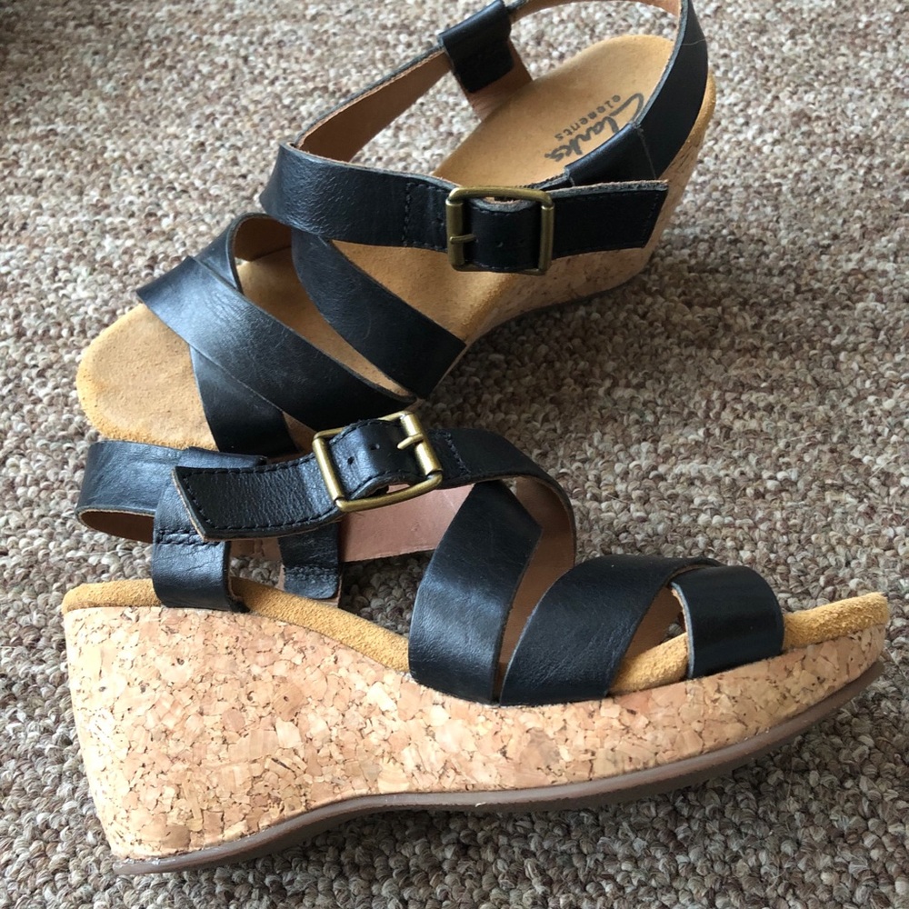 Clarks elements black leather wedges